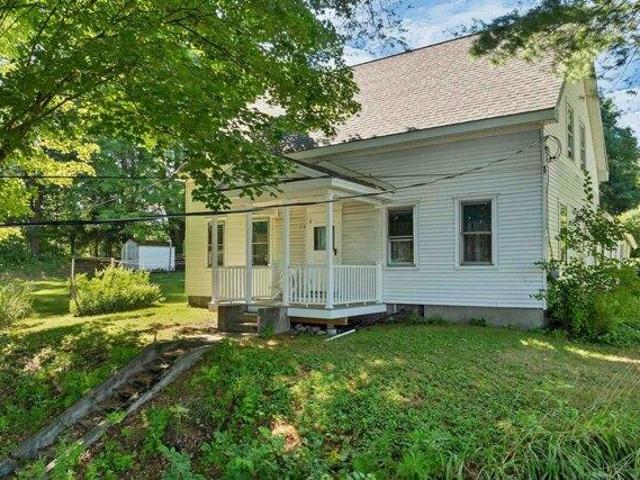 House for sale in New Hampshire