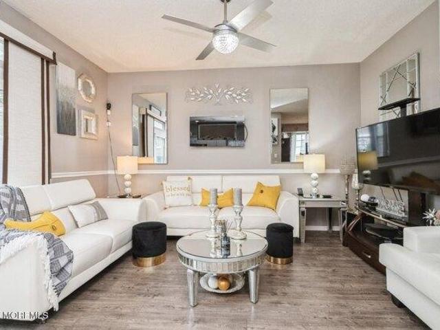 House for sale in Tinton Falls