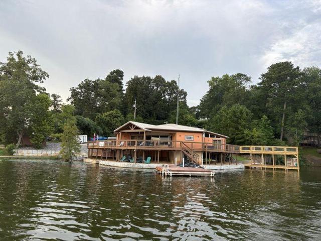 House for sale in Elmore, Alabama