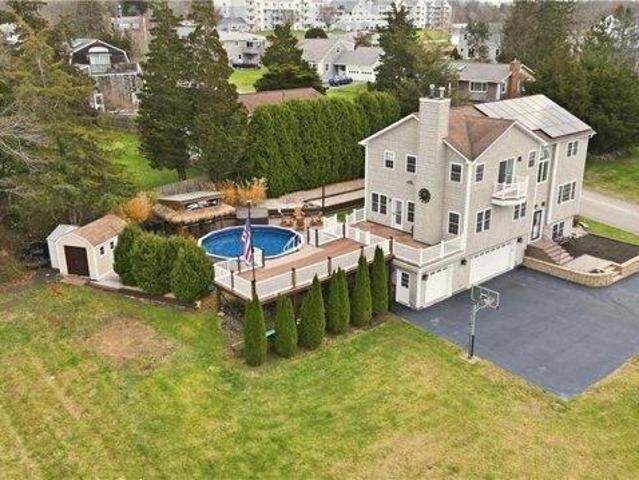 House for sale in Tiverton, Rhode Island