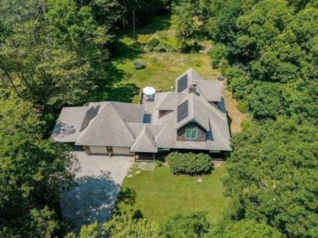 House for sale in Tiverton, Rhode Island