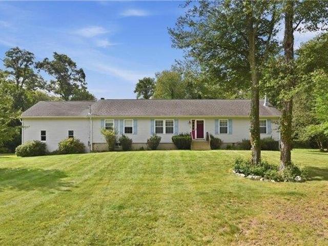 House for sale in Adamsville, Little Compton