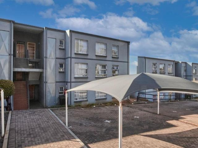 Apartment for rent in Westdene, Johannesburg