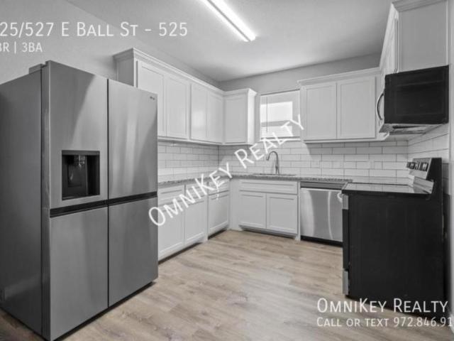 Condo for rent in Tom Bean, Grayson County