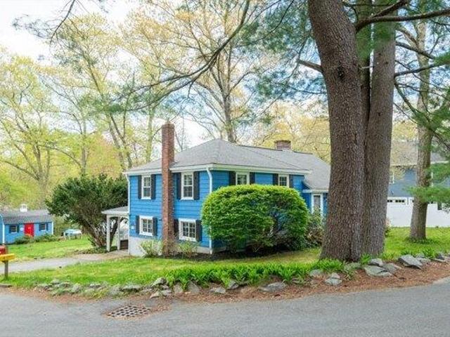 House for sale in Topsfield, Massachusetts