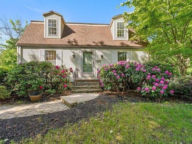 House for sale in Topsfield, Massachusetts