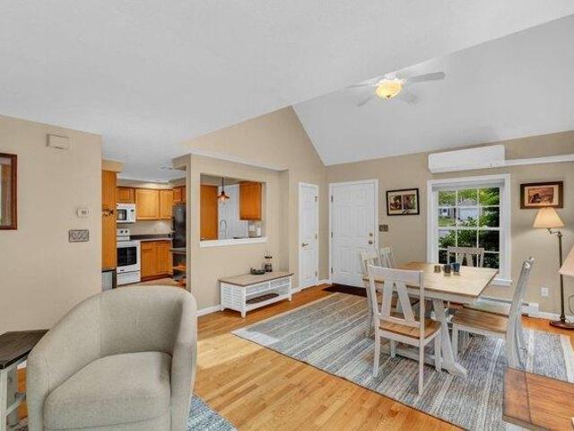 House for sale in Topsham, Maine