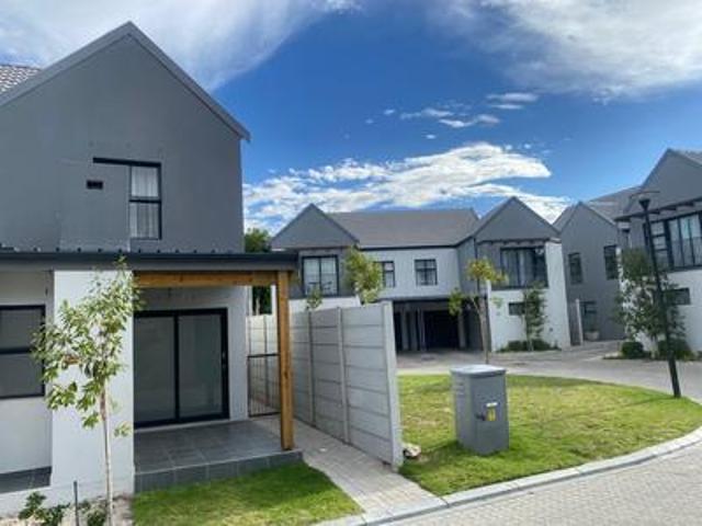 Townhouse for sale in Western Cape