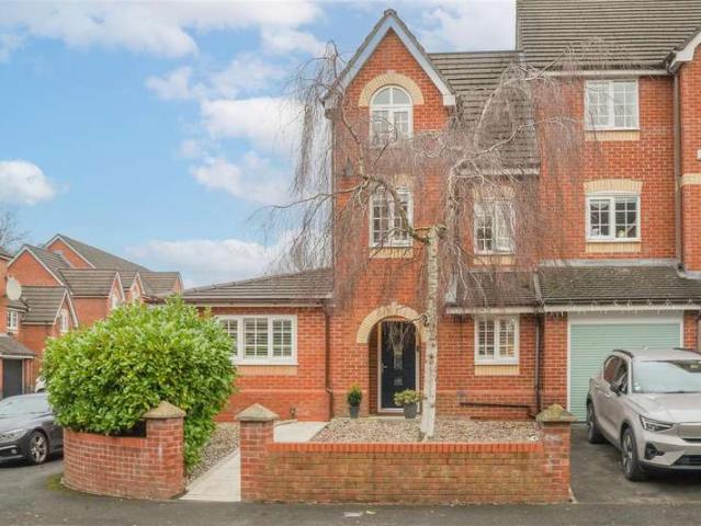 Townhouse for sale in Georgia, Greater Manchester