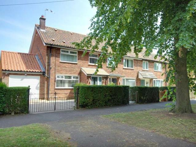 Farm for sale in Cottingham, East Riding Of Yorkshire