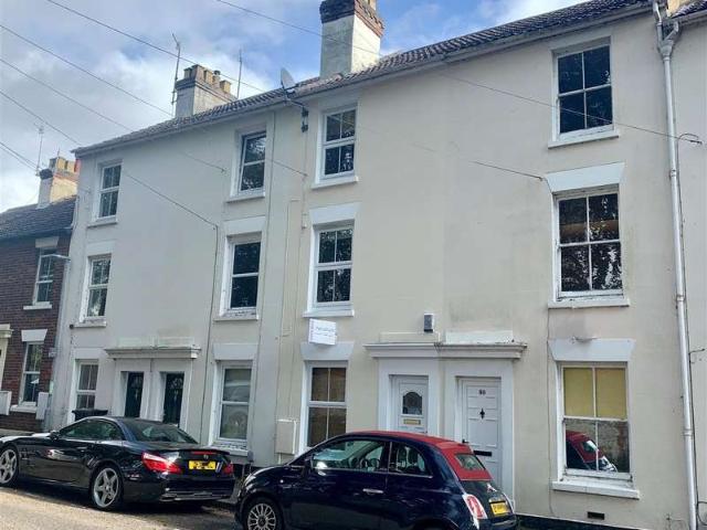 Townhouse for sale in Salisbury, Wiltshire