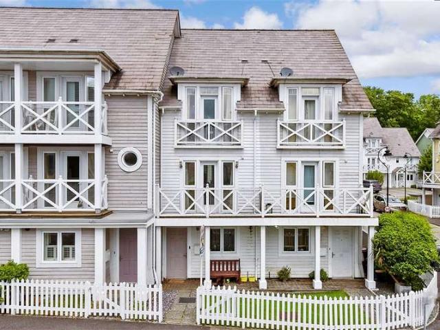Townhouse for sale in Snodland, Bourne Vale