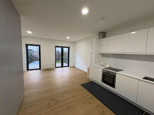 Townhouse for sale in Blackfriars, Salford