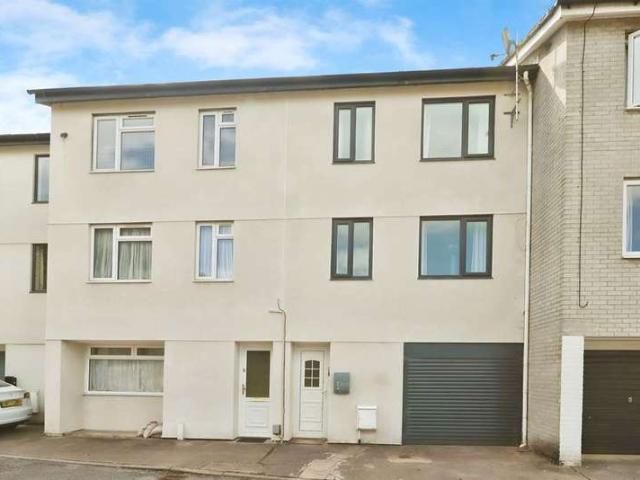 Townhouse for sale in Falcon Lodge, Wales