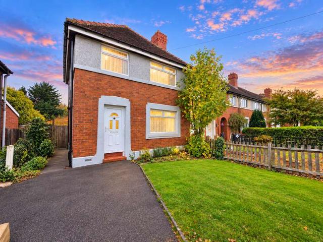 Townhouse for sale in Carlton, Barnsley
