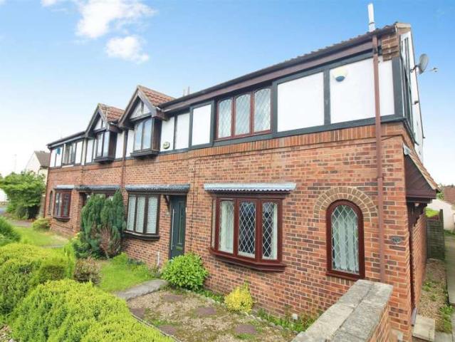 Townhouse for sale in Lofthouse, West Yorkshire