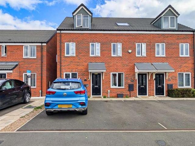 Townhouse for sale in Gedling, East Midlands