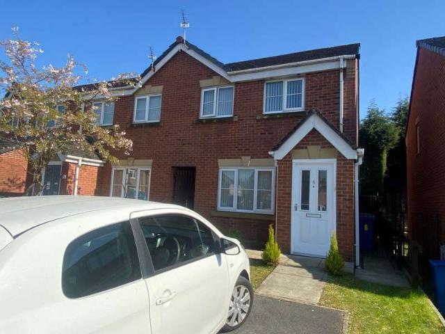 Townhouse for sale in Pendock, Greater Manchester