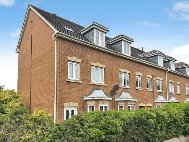 Townhouse for sale in Flitwick, Bedfordshire