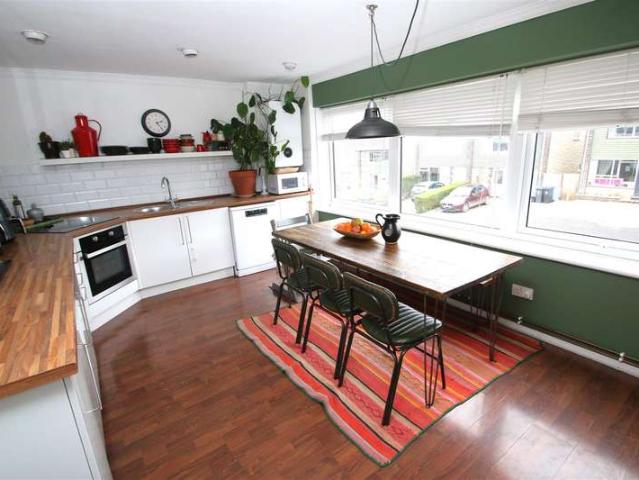 Townhouse for sale in Harnham, Salisbury