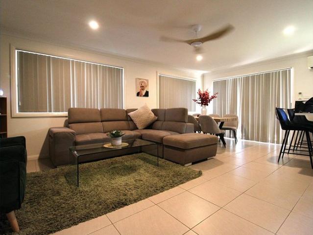 Townhouse for rent in South Nowra, New South Wales