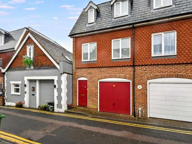 Townhouse for sale in Eastbourne, East Sussex