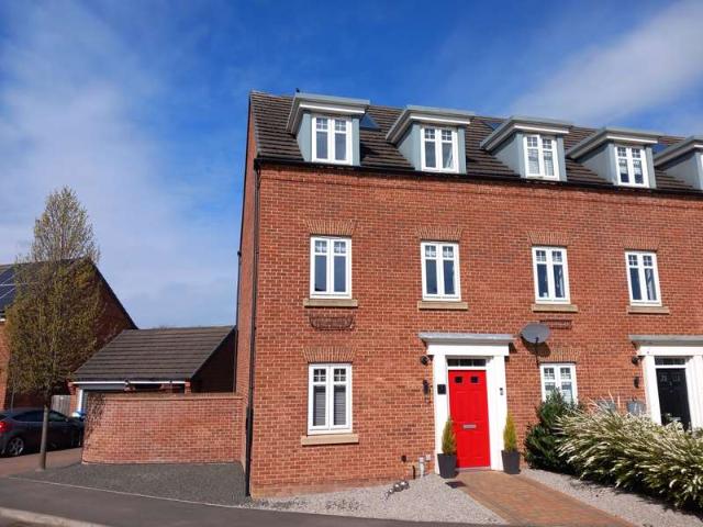 Townhouse for sale in Thinford