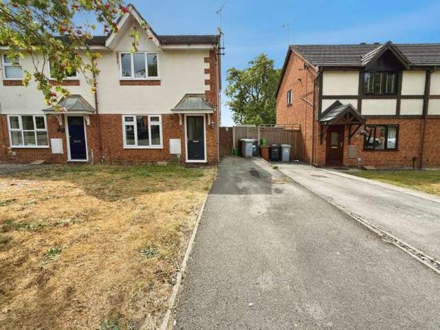 Townhouse for sale in Wistaston