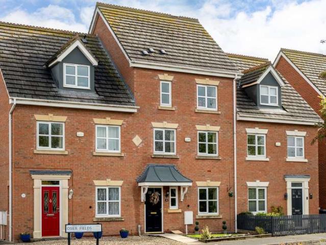 Townhouse for sale in Barton In Fabis, East Midlands