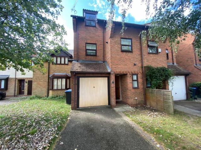 House for rent in Oaklands, Fretherne