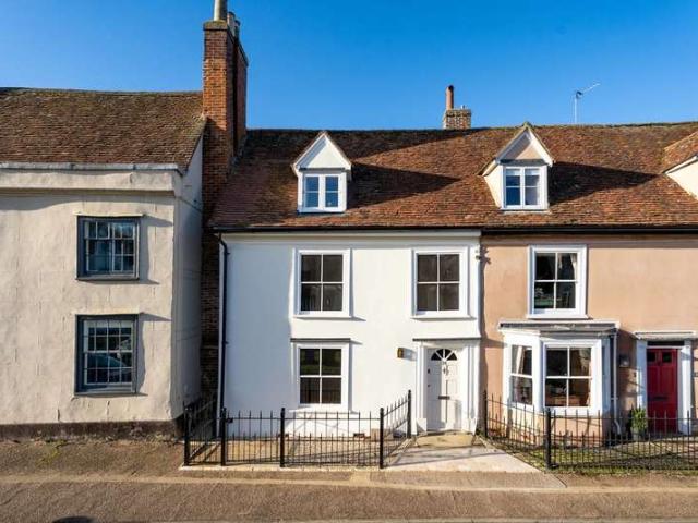 Townhouse for sale in Chedburgh, Suffolk