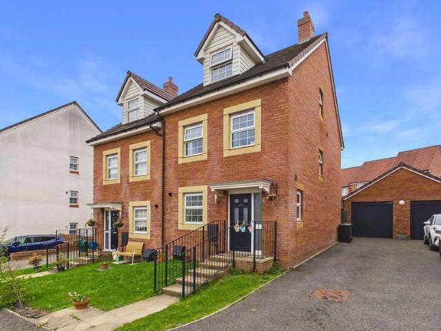Townhouse for sale in Budlake, Devon