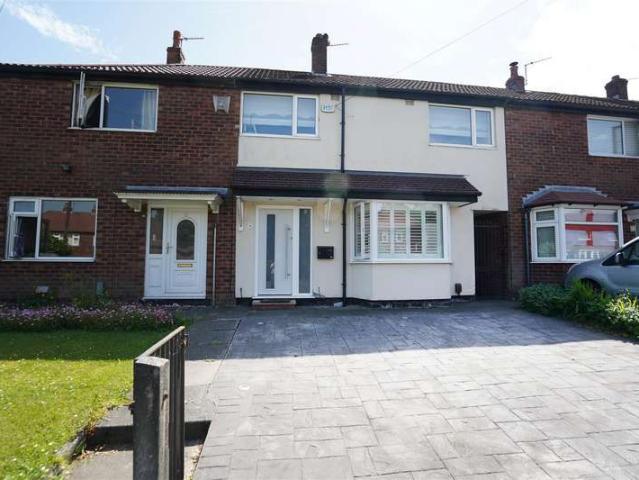 Townhouse for sale in Lee Bank, Greater Manchester