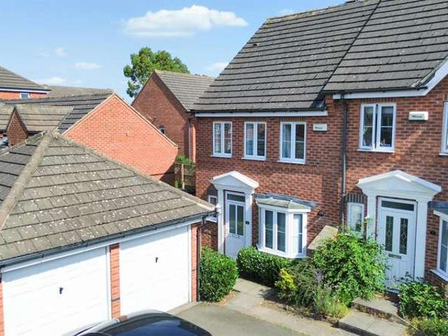 Townhouse for sale in Haddon, East Midlands