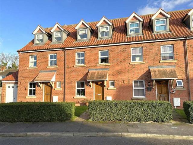 Townhouse for sale in Lincoln, Bassingham