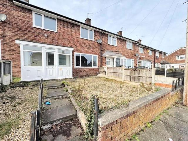 Townhouse for sale in Calderstones