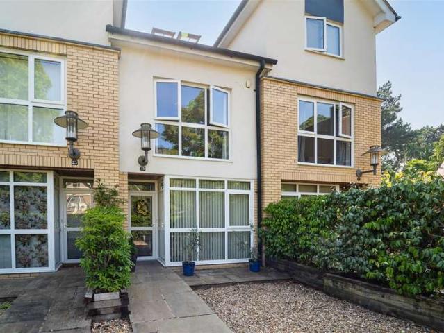 Townhouse for sale in Georgia, Greater Manchester