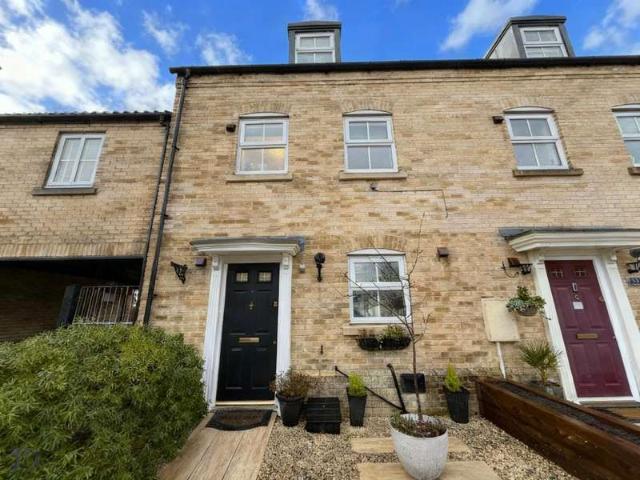 Townhouse for sale in Chedburgh, Suffolk