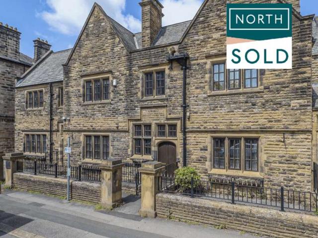 Townhouse for sale in Low Harrogate, Harrogate