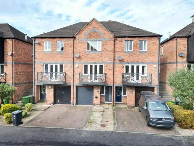 Townhouse for sale in Rushock, Worcestershire