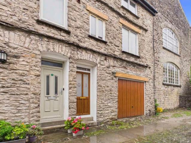 Townhouse for sale in Flookburgh