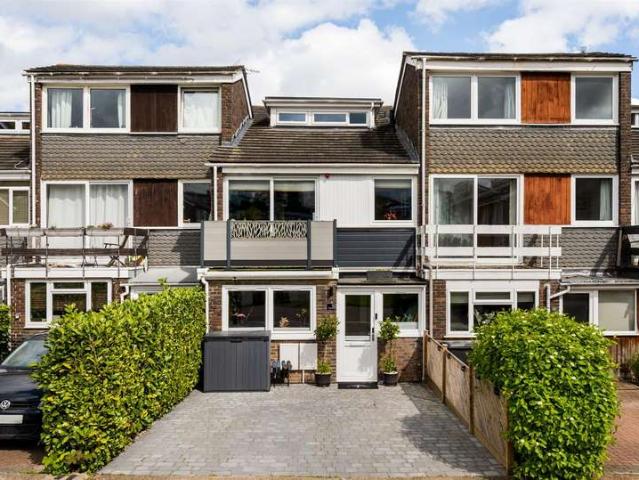 Townhouse for sale in Henley-on-Thames, Berrick Salome