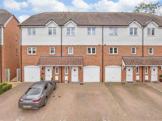Townhouse for sale in Midway, Kent