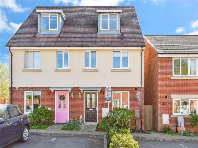 Townhouse for sale in Bolton Low Houses, Hampshire