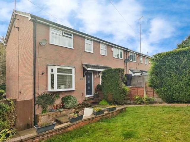 Townhouse for sale in Waterhead, Pendock