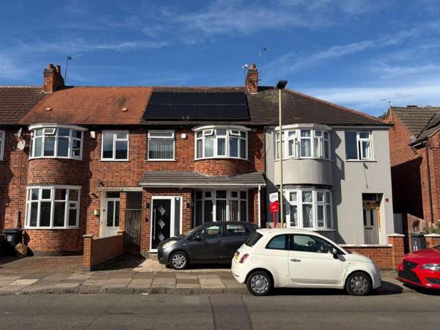 Townhouse for sale in North Evington, Leicester
