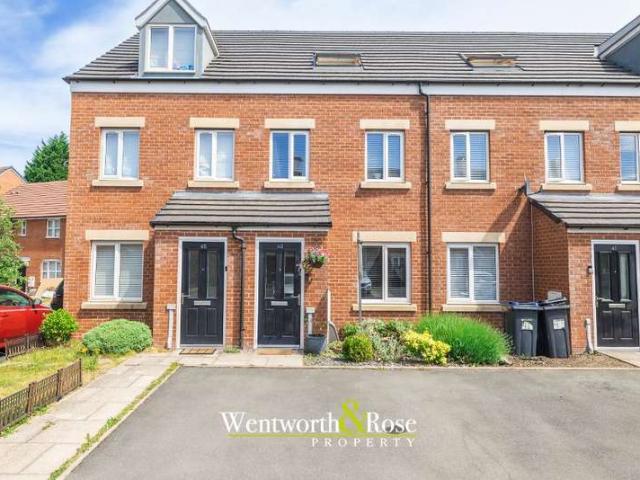 Townhouse for sale in Stirchley, West Midlands