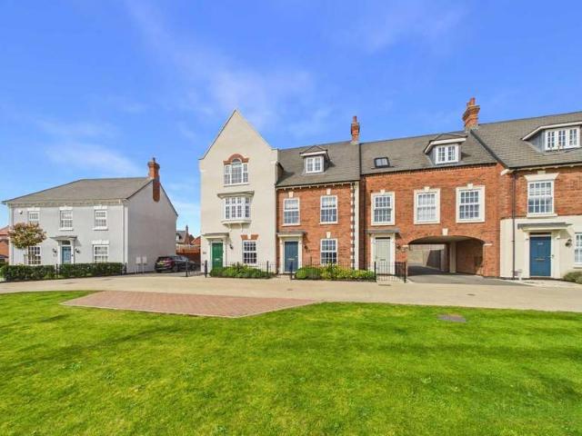 Townhouse for sale in Stanford On Avon, Leicestershire