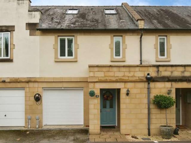 Townhouse for sale in Pont-y-Clun, Brynsadler