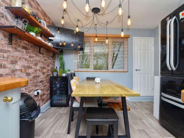 Townhouse for sale in Honeywell, South Yorkshire